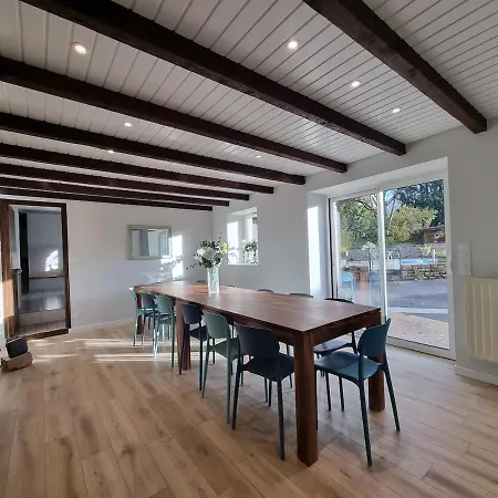 Hébergement de vacances Au Mont De La Quintine # Piscine & Jacuzzi #