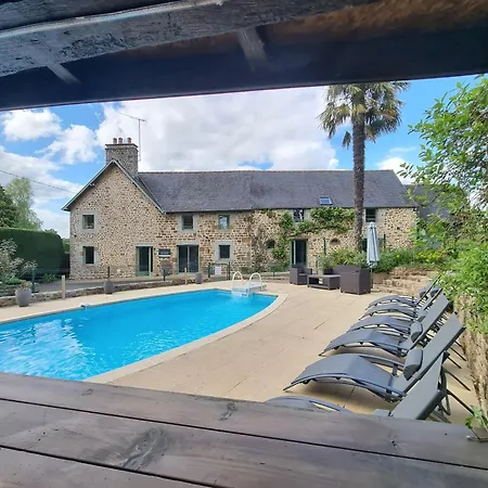 Au Mont De La Quintine # Piscine & Jacuzzi #
